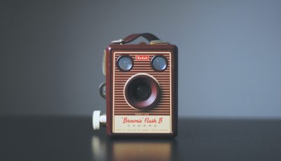 shallow focus photography of vintage brown camera